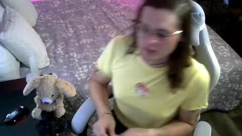 Snapshot of cutiepiescarlett chatting on 05-07-26, 03:01 cutiepiescarlett online show from 05-07-26, 03:01