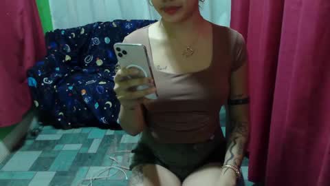 cutiepinay_chesca online show from 03-04-25, 09:51