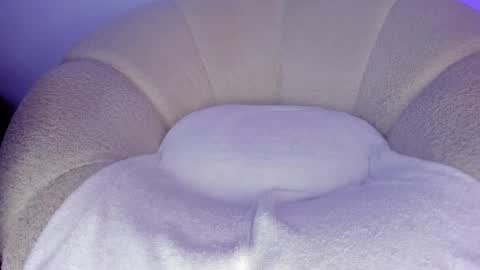 Snapshot of cutte_hanna18 chatting on 10-10-25, 07:02 Hannah online show from 10-10-25, 07:02