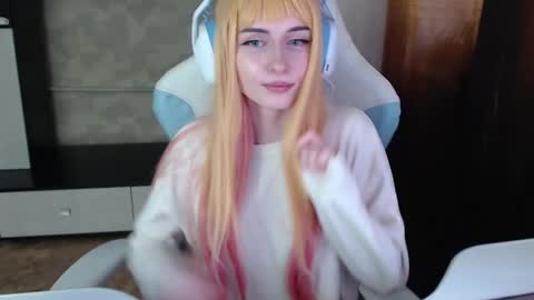 Snapshot of cutti_crystal chatting on 02-17-26, 03:14 Cutti Crystal online show from 02-17-26, 03:14