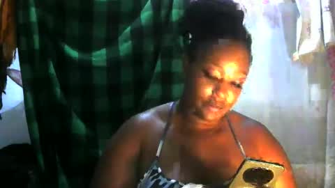 Snapshot of cuttie_doll chatting on 01-11-26, 10:53 cuttie_doll online show from 01-11-26, 10:53