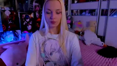 Snapshot of cuttie_ponyy chatting on 07-31-26, 08:41 Nora online show from 07-31-26, 08:41