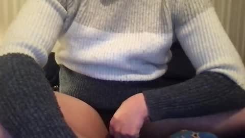 cuttop2373844 online show from 02-27-25, 07:37