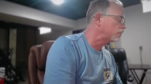 Snapshot of cuuminpussy chatting on 03-18-26, 05:38 cuuminpussy online show from 03-18-26, 05:38