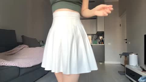 Akemi online show from 09-20-25, 08:37