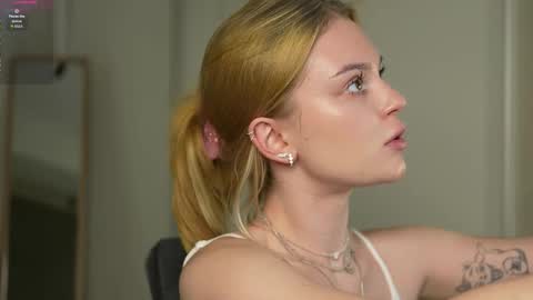 EMILY online show from 11-26-25, 07:04