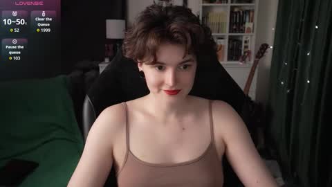 Helen Blossom online show from 10-10-25, 08:08
