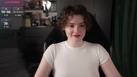 Helen Blossom online show from 03-28-26, 01:54