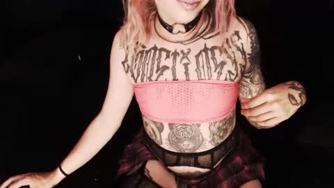 Nikki online show from 12-23-25, 01:25