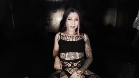 Nikki online show from 03-27-26, 11:59