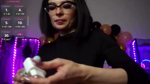 Lily Goddess online show from 10-25-25, 12:18