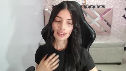 CINTIA ARAUJO online show from 10-23-25, 03:50