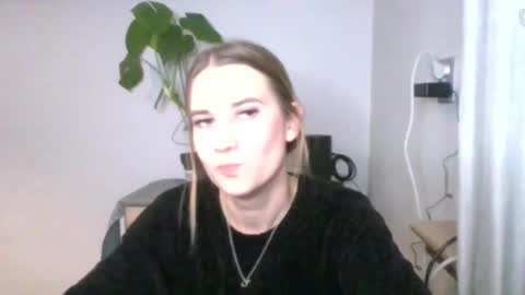 CyntiaNatural online show from 12-14-24, 04:31