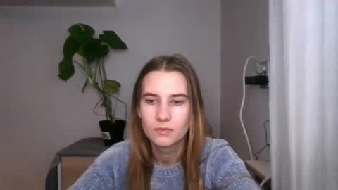 CyntiaNatural online show from 12-19-24, 08:45