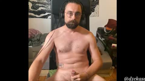 Snapshot of d1ckass chatting on 09-20-25, 03:35 d1ckass online show from 09-20-25, 03:35