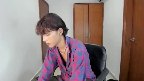 Darked online show from 03-25-26, 05:13