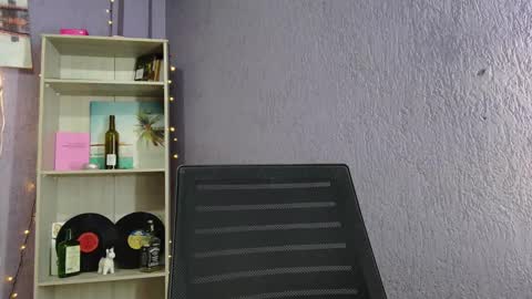 Snapshot of d4ni_king chatting on 11-04-25, 02:43 d4ni_king online show from 11-04-25, 02:43