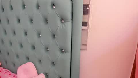 darling online show from 01-10-26, 09:22