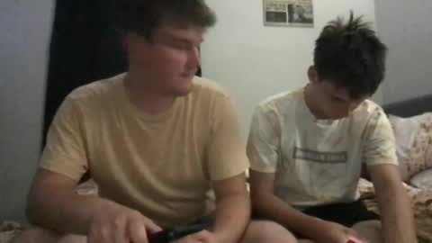 Snapshot of d_dart chatting on 09-18-25, 03:08 Aeboy12 online show from 09-18-25, 03:08