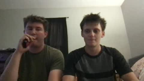 Snapshot of d_dart chatting on 09-28-25, 02:55 Aeboy12 online show from 09-28-25, 02:55