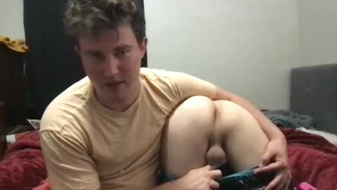 Snapshot of d_dart chatting on 10-04-25, 02:20 Aeboy12 online show from 10-04-25, 02:20