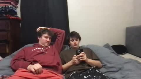 Snapshot of d_dart chatting on 12-05-25, 08:49 Aeboy12 online show from 12-05-25, 08:49