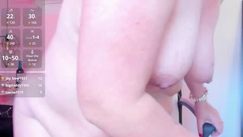 Snapshot of d_martii chatting on 01-17-25, 05:41 Mia online show from 01-17-25, 05:41