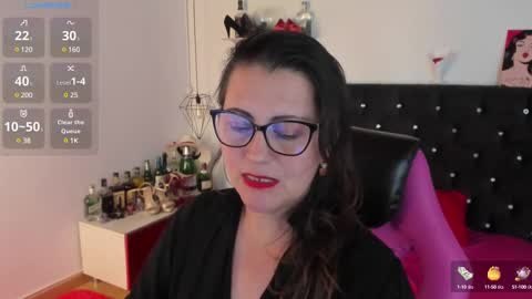 Snapshot of d_martii chatting on 03-10-25, 08:23 Mia online show from 03-10-25, 08:23