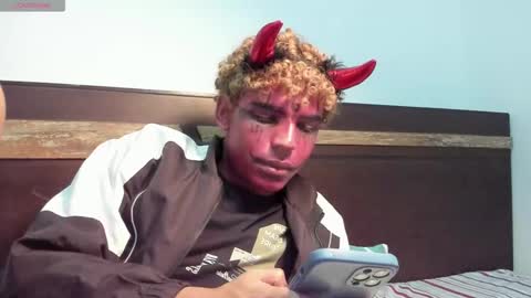 Snapshot of daark_eros chatting on 10-30-25, 01:07 Dark Eros online show from 10-30-25, 01:07