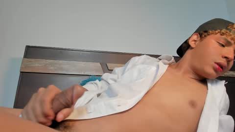 Snapshot of daark_eros chatting on 11-29-25, 09:40 Dark Eros online show from 11-29-25, 09:40