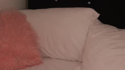 Darlene online show from 12-25-24, 05:58