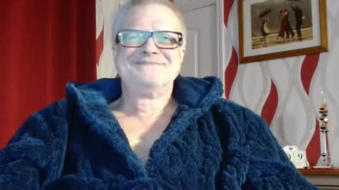 Brian ... online show from 02-09-25, 09:06