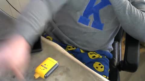 Snapshot of daddiessissyboy chatting on 12-12-24, 07:59 daddiessissyboy online show from 12-12-24, 07:59