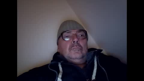 Snapshot of daddy91964 chatting on 01-03-25, 07:29 daddy91964 online show from 01-03-25, 07:29