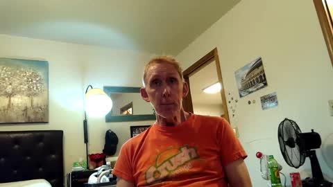 Snapshot of daddy_mack_treats_you chatting on 09-27-25, 11:10 daddy_mack_treats_you online show from 09-27-25, 11:10