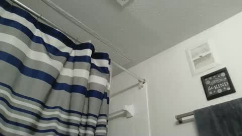 Snapshot of daddybbc52 chatting on 06-05-26, 04:13 Rashaudrodz.. online show from 06-05-26, 04:13
