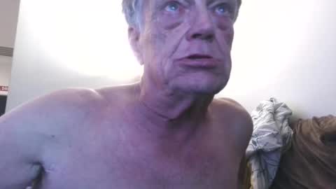 Snapshot of daddydave6400 chatting on 04-11-26, 09:13 daddydave6400 online show from 04-11-26, 09:13