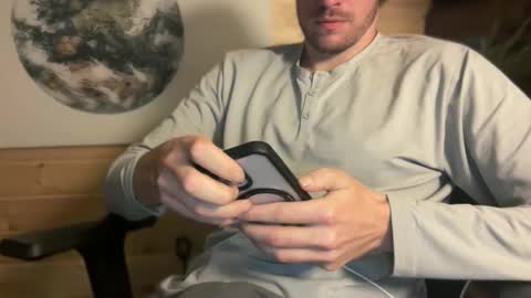 Leo online show from 11-18-25, 05:39