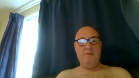 daddyhere4uall6 online show from 10-11-25, 07:40