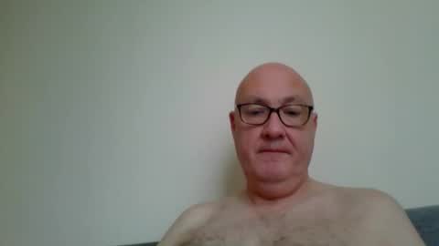 daddyhere4uall6 online show from 11-09-25, 10:24