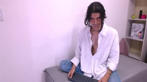 tayler online show from 03-07-25, 10:35