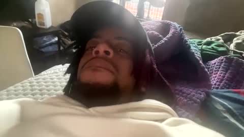 Snapshot of daddylongyk chatting on 03-25-26, 10:49 daddylongyk online show from 03-25-26, 10:49