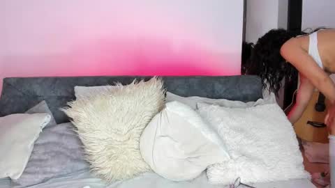 Snapshot of daddylovesmybigbutt chatting on 05-21-26, 10:39 Creamy online show from 05-21-26, 10:39