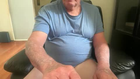 Snapshot of daddyoldcock chatting on 12-05-25, 02:53 daddyoldcock online show from 12-05-25, 02:53