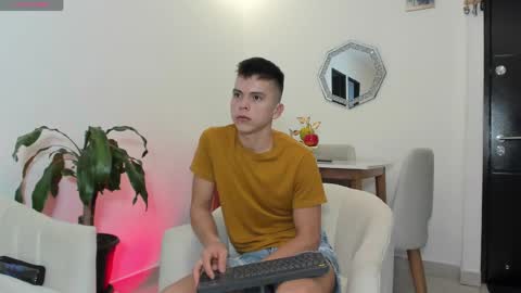 Snapshot of daddyrich4u chatting on 05-14-26, 11:11 daddyrich4u online show from 05-14-26, 11:11