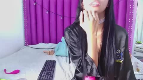 Antonella  online show from 05-04-26, 01:23