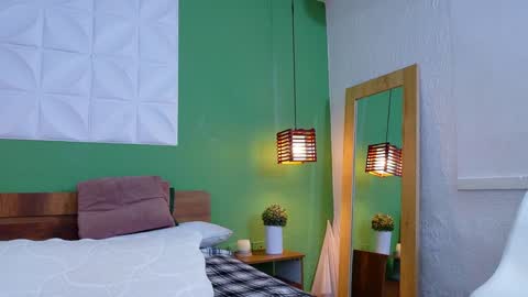 Valen online show from 01-30-25, 05:06