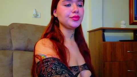Snapshot of daddys_little_secrett chatting on 04-25-26, 06:49 Valen online show from 04-25-26, 06:49