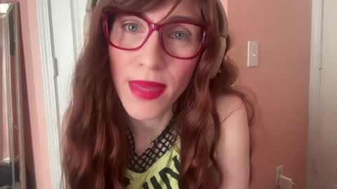 Snapshot of daddysbabybird chatting on 05-12-26, 01:52 Birde aka Dirty Birdie online show from 05-12-26, 01:52