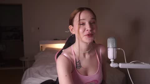 Snapshot of daddystrouble chatting on 07-06-26, 02:08 Daddys Trouble online show from 07-06-26, 02:08